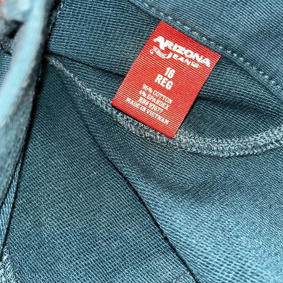 2 Pairs of Girls Size 16 Arizona Jean Co. Jeggings - Picture 4 of 5